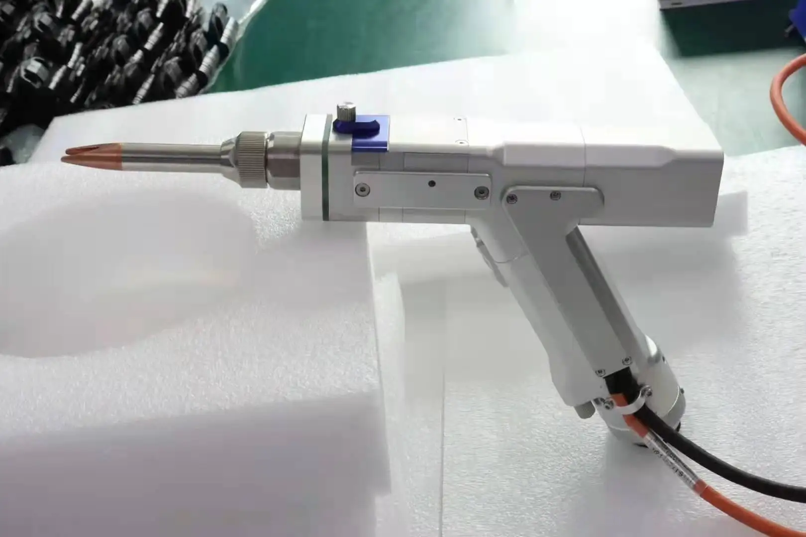 WSX ND18-A 2000 Вт высокой мощности ручной лазерный колебание сварочный пистолет galvo Лазерная головка для мета-станок лазерной резки