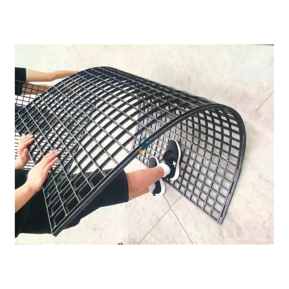 growing trays wholesale price agricultural glass greenhouse vertical farming system