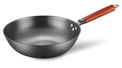 kitchen cookware cast iron wok with wooden handle flat bottom
