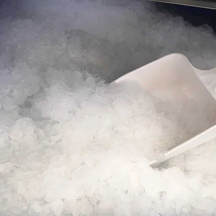 Durable using  cube snowflake ice machines with cold water
