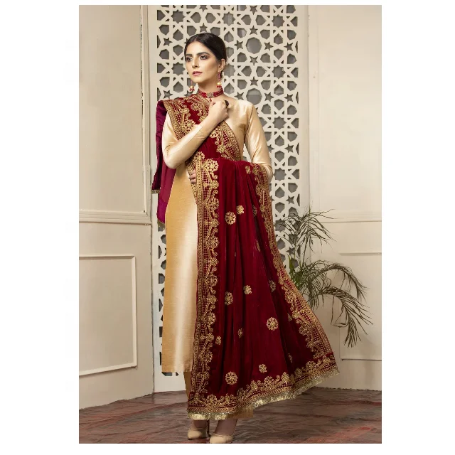 
Best Selling Unique Design Embroidered Velvet Ladies Shawl 