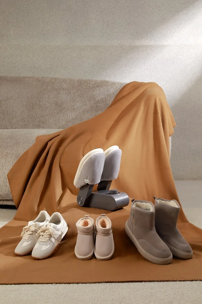 2024 Hot Sales Foldable Electric Heated Shoes Dryer
