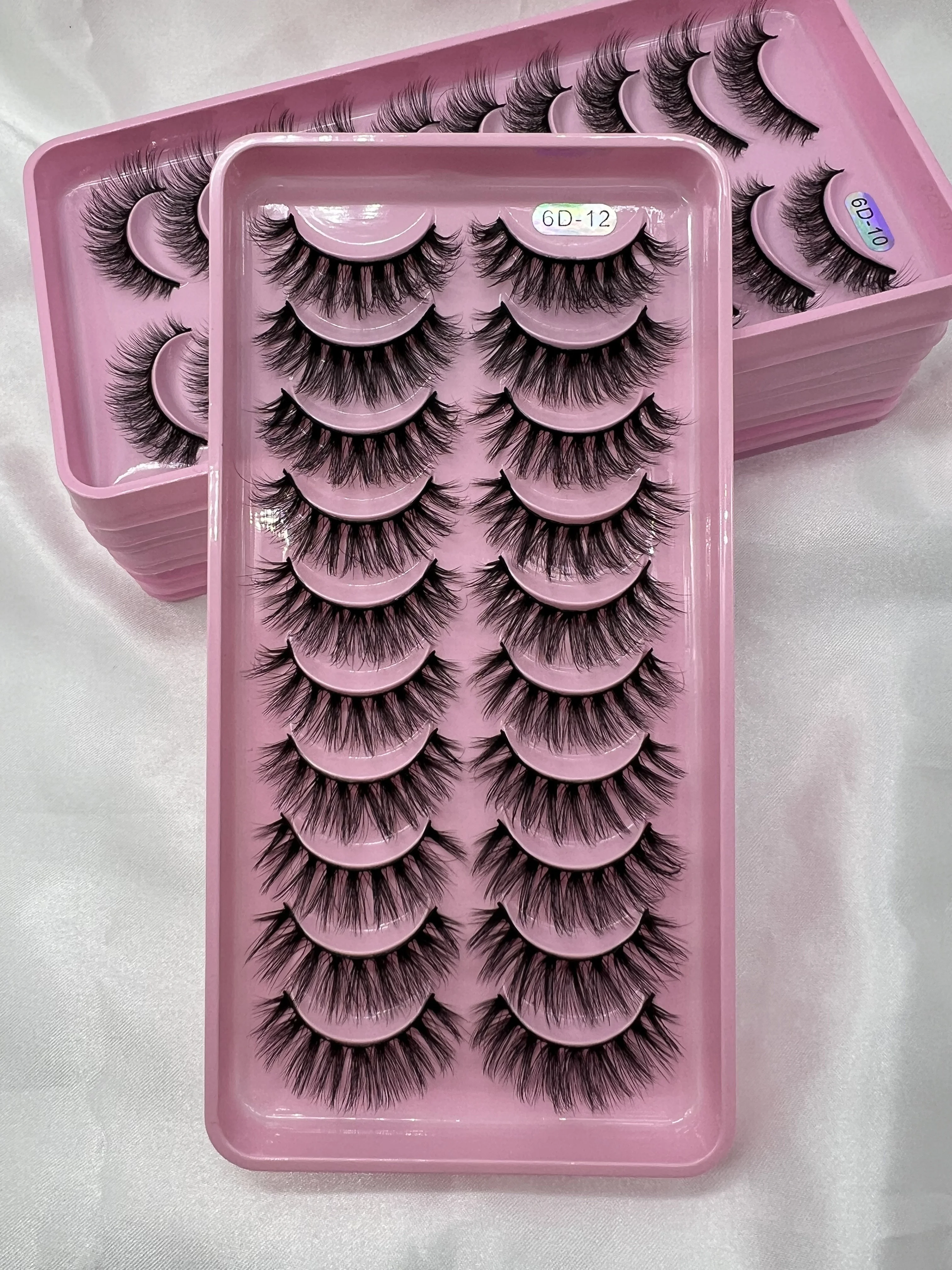 The most popular eyelash wholesale distributor private label mink eyelash extensions silk