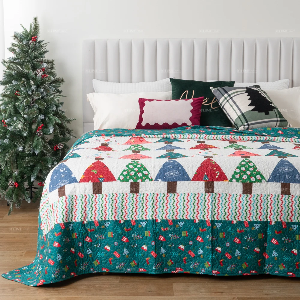 100% Pre-washed Christmas Patchwork Reversible Quilt Handmade Quilted bedspread Bedding Set for Holiday Season Nursery Kids Room
