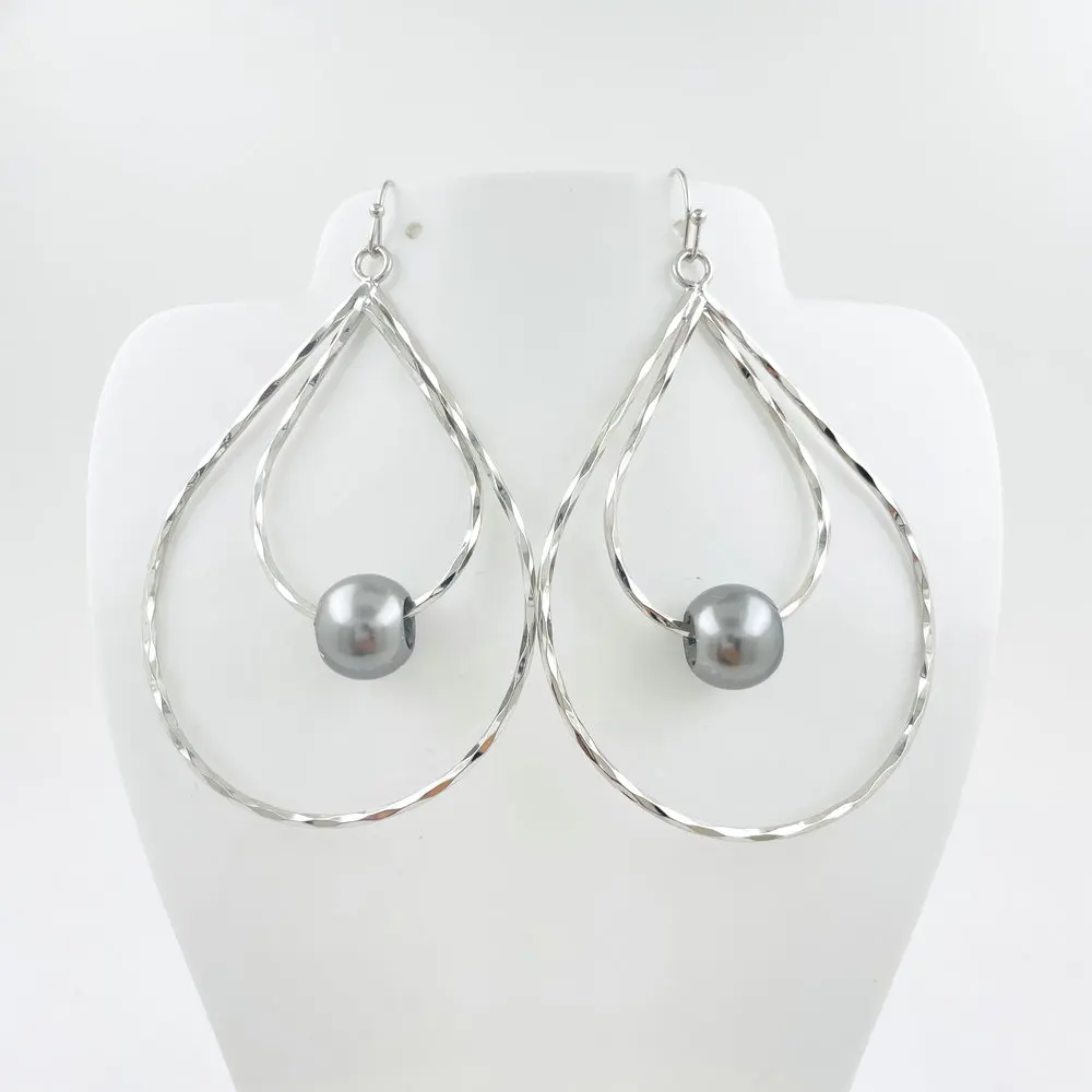 R241 pearl wire hoop earrings tahitian pearls Hawaiian jewelry wholesale