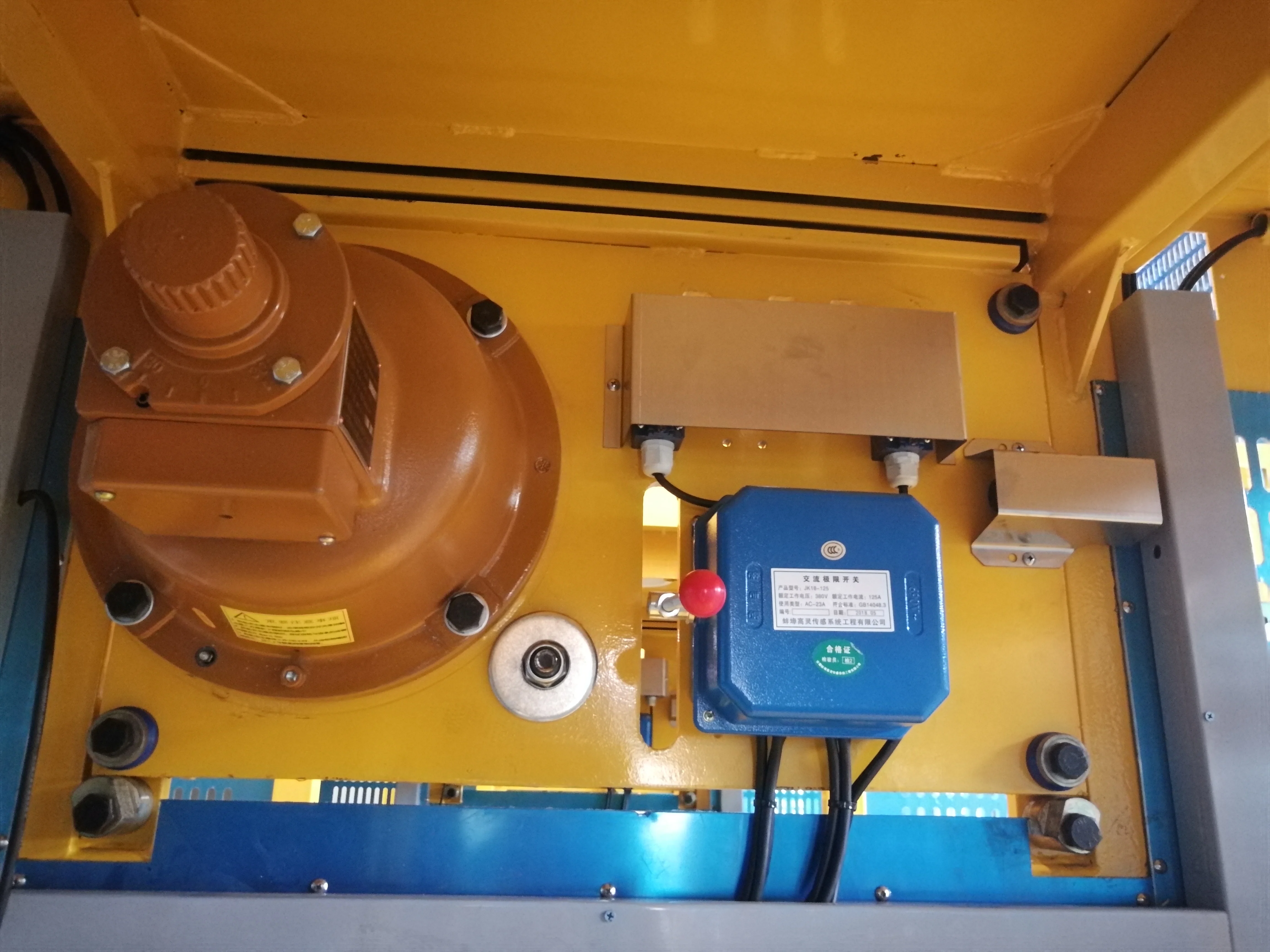 China Factory Price Building Construction Elevator Man Lift with CE
