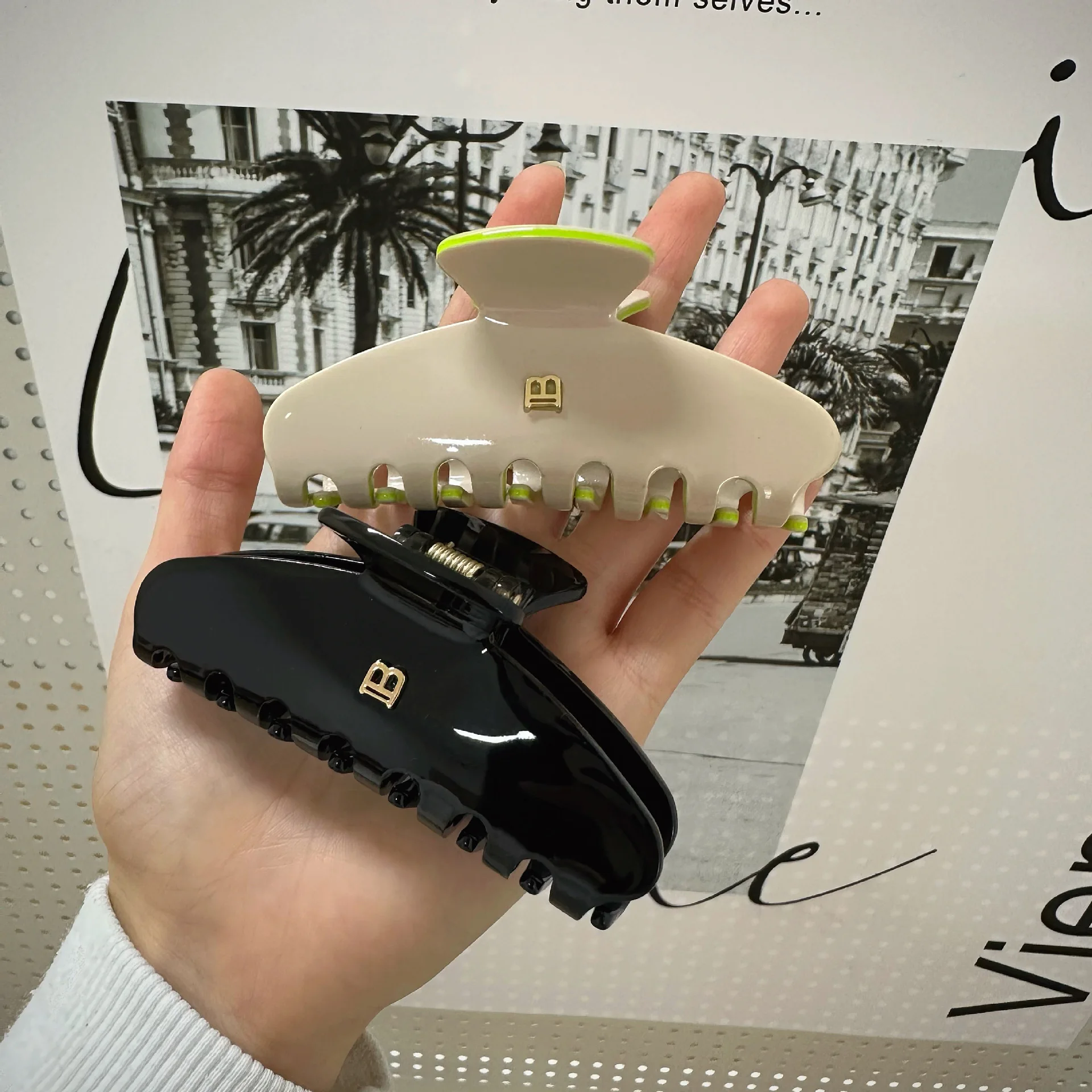 Fashion Letters Acetate Hair Claw Vintage Leopard Pattern Nonslip Ponytail Holder Shark Clips Accessories for Women Girls