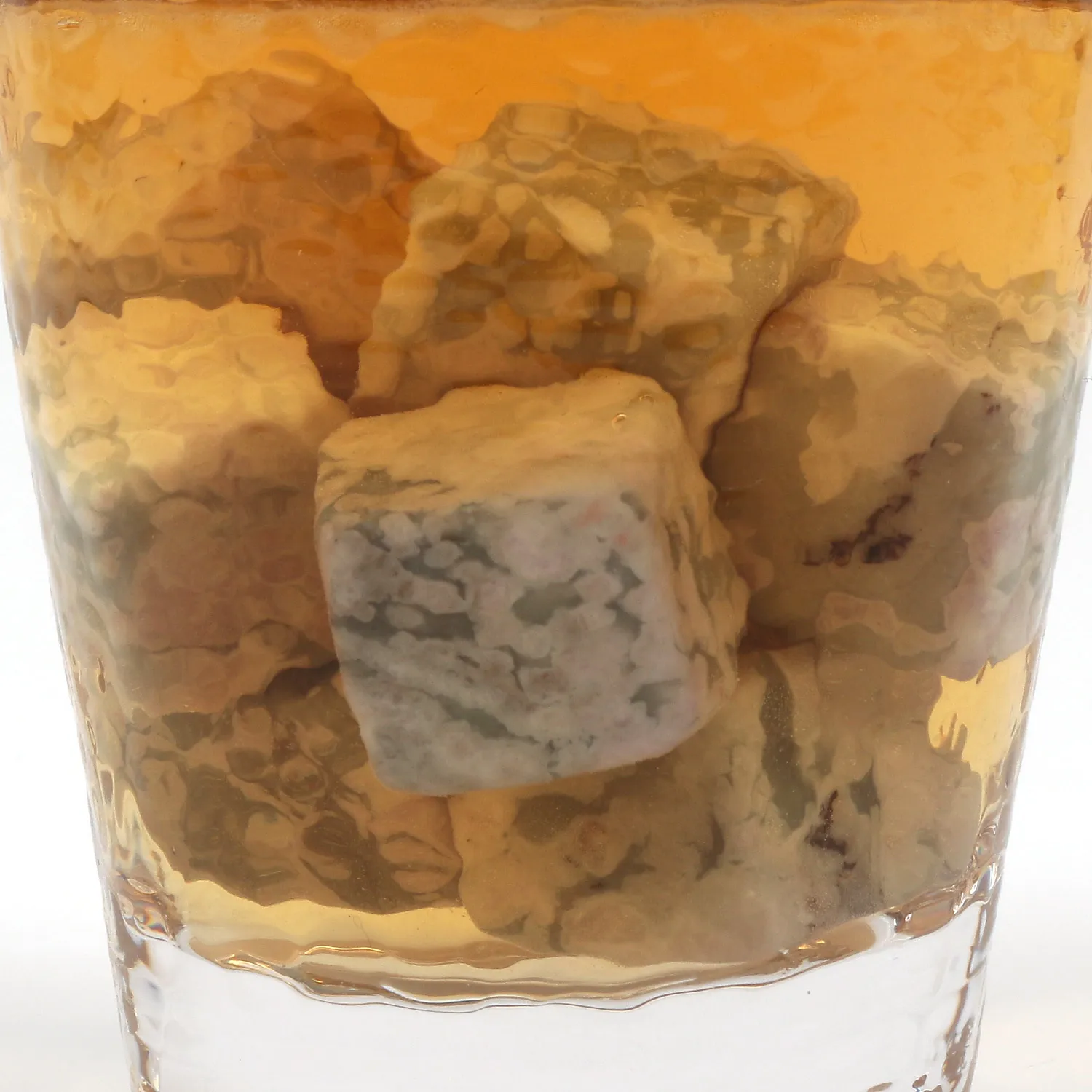 8pcs Whiskey Stone Rocks Beverage Chilling Rocks Reusable Cooling Stone Cube with Ice Tongs Green Onyx