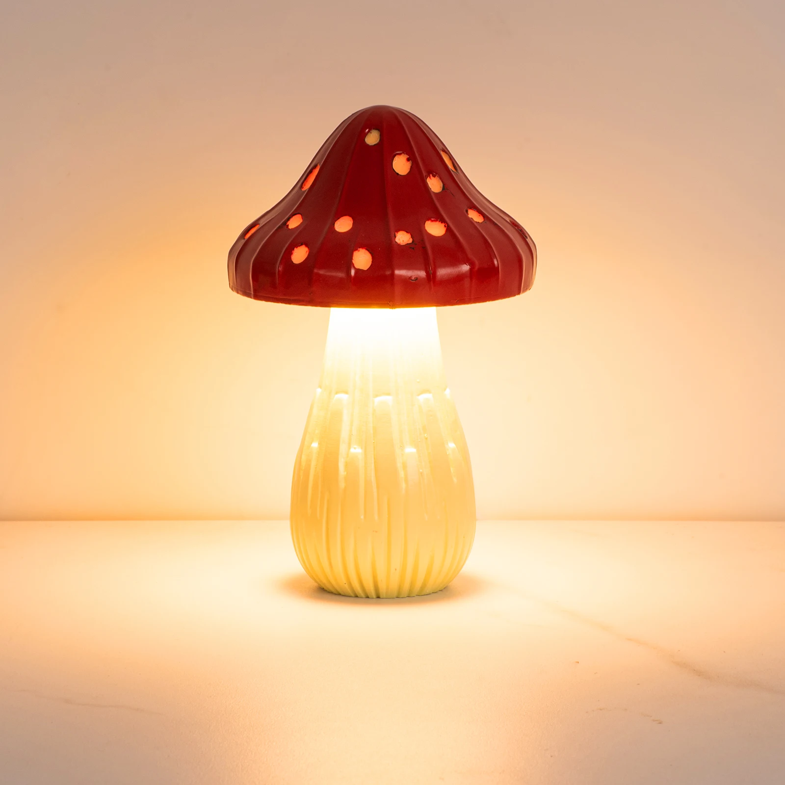 Wholesale Study Decor Desk Lamp Creative USB Switch Three Color Dimming Mushroom Reading Bar Work Bedside LED Modern Table Lamp