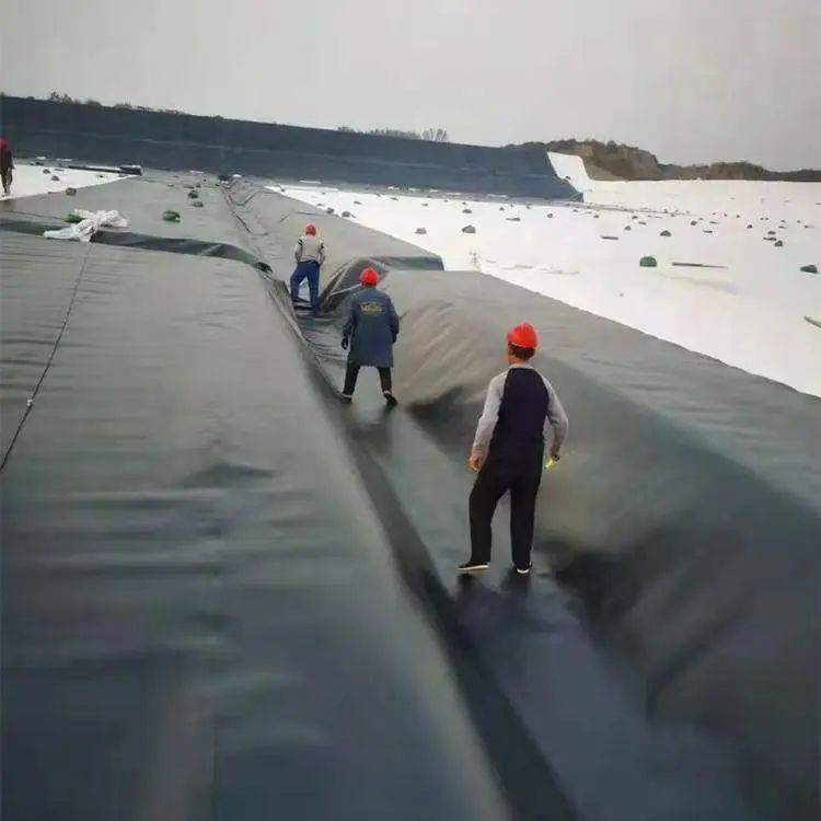 Высокое качество 2 мм HDPE геомембранный вкладыш для бассейна черный и белый 100% чистый материал подводка пруда