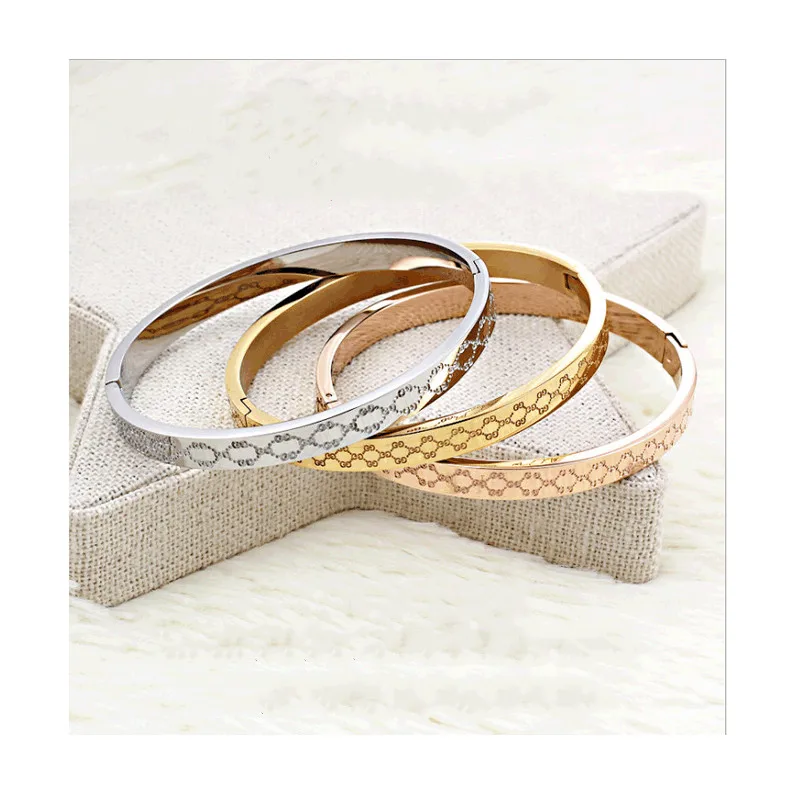 Famous Brand Bracelet Female 18K Gold Stainless Steel Bangles Red and Green Charm Bracelets for Women Lover Jewelry Wholesale