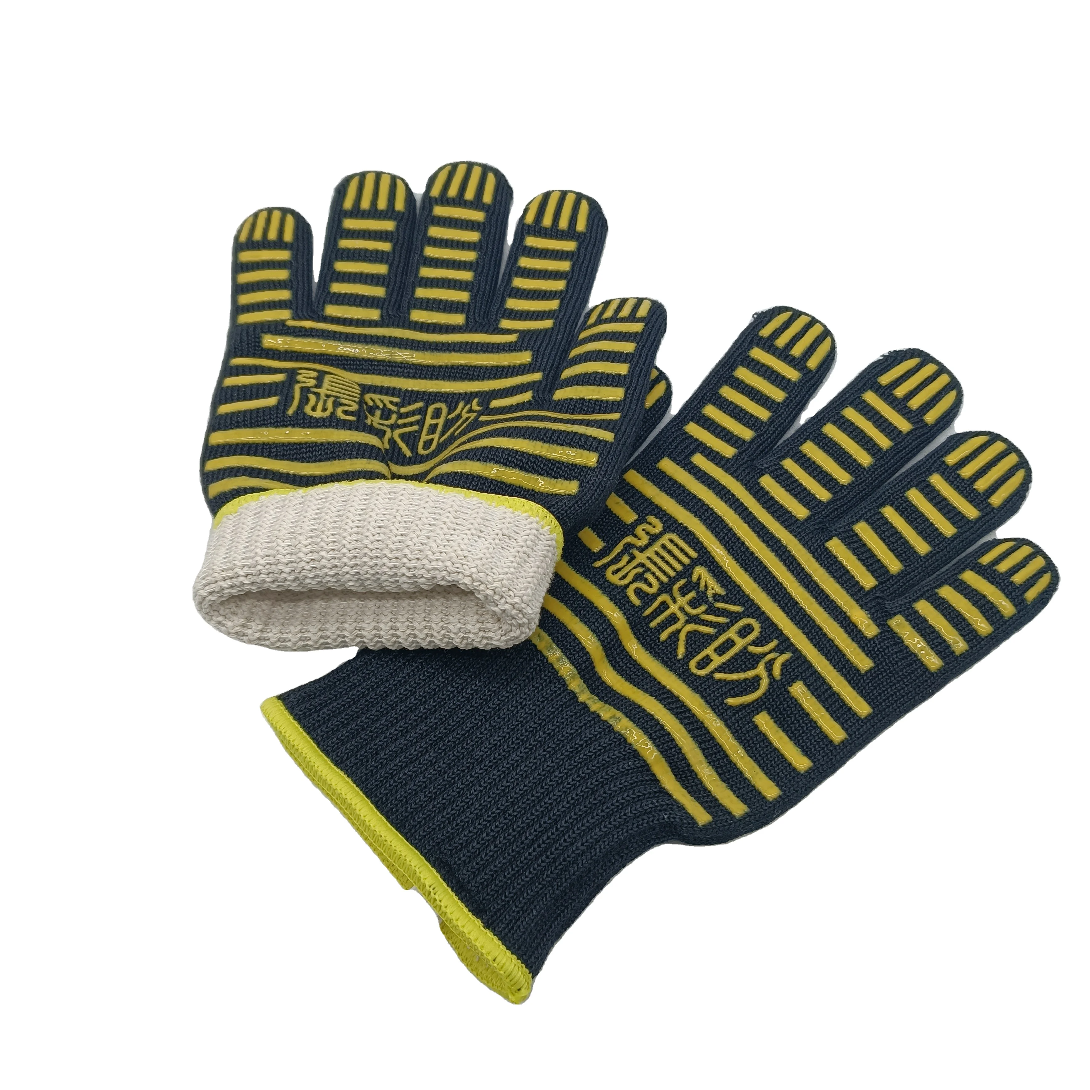 Fire retardant LFGB food grade Customized insulated gloves for microwave ovens and ovens Non hot hand insulation Silicone