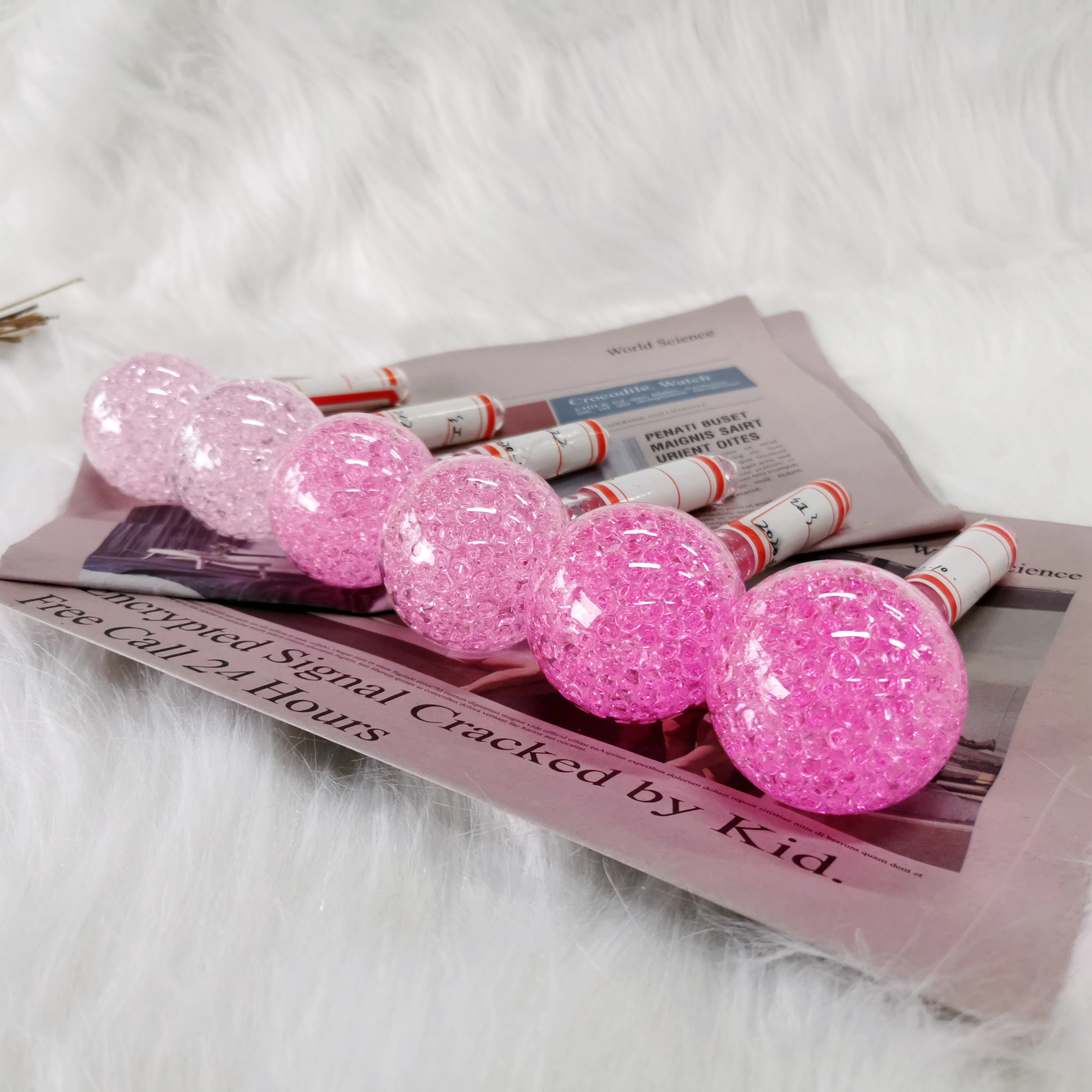 2024 Hot Fashion Biopolymer gel liquid  Reduce Redness Facial Ice Globes for Beauty