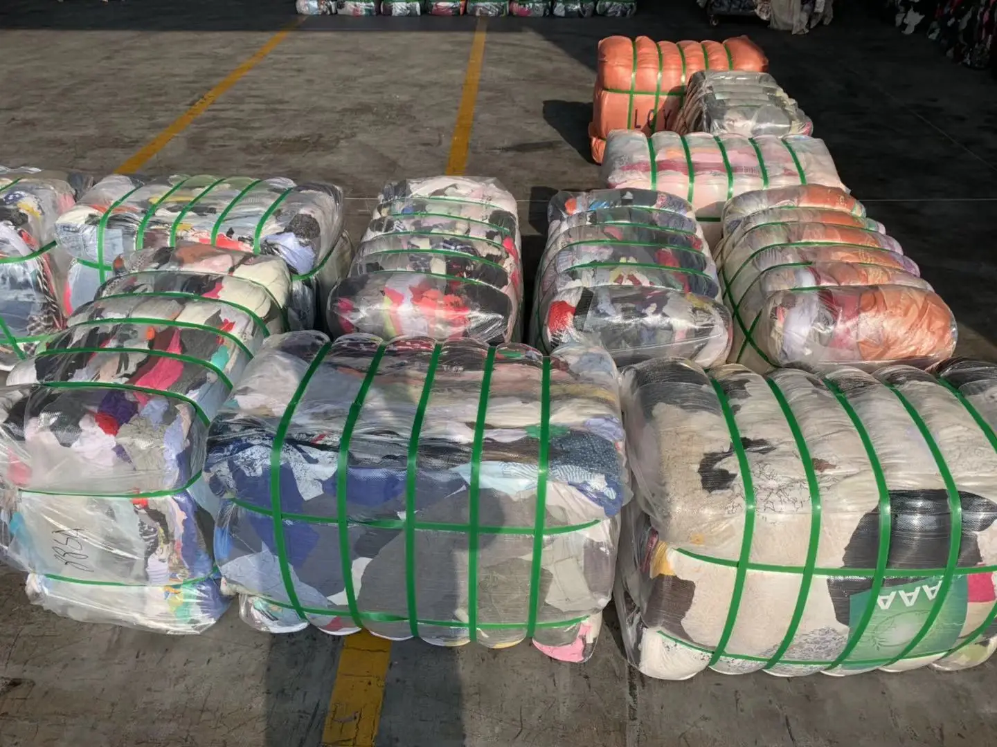 2020 Hot sale secondhand women/men clothes