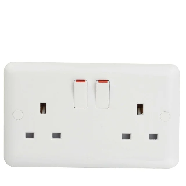 BS 1363 белый 2 gang двойной 13a twin переключила гнездо