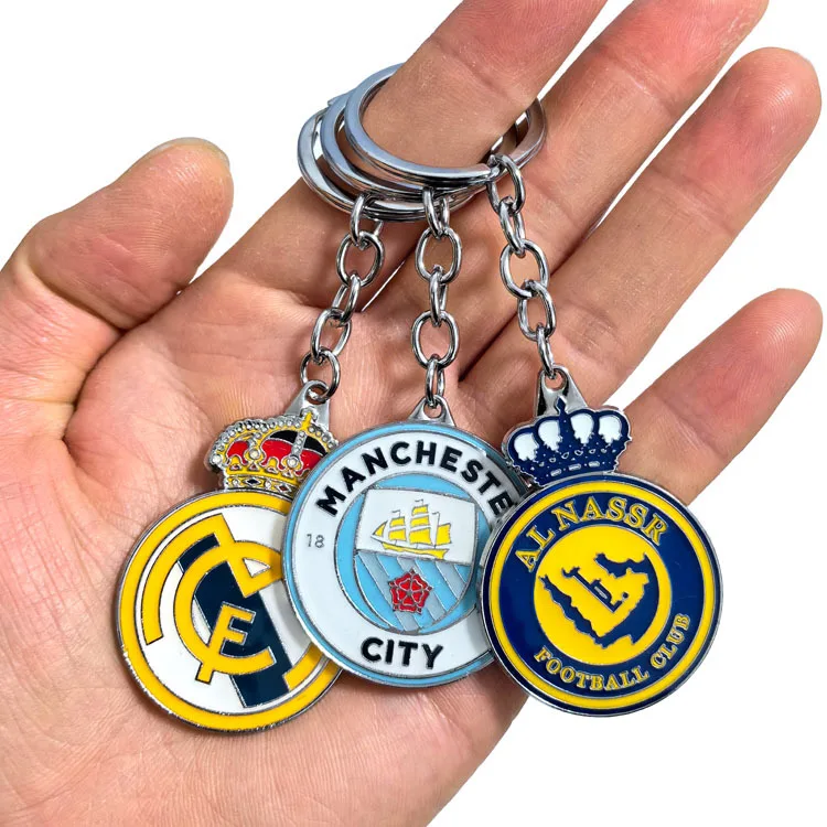 Cheap factory price hot selling 2024 football soccer team sport metal keychain for football club
