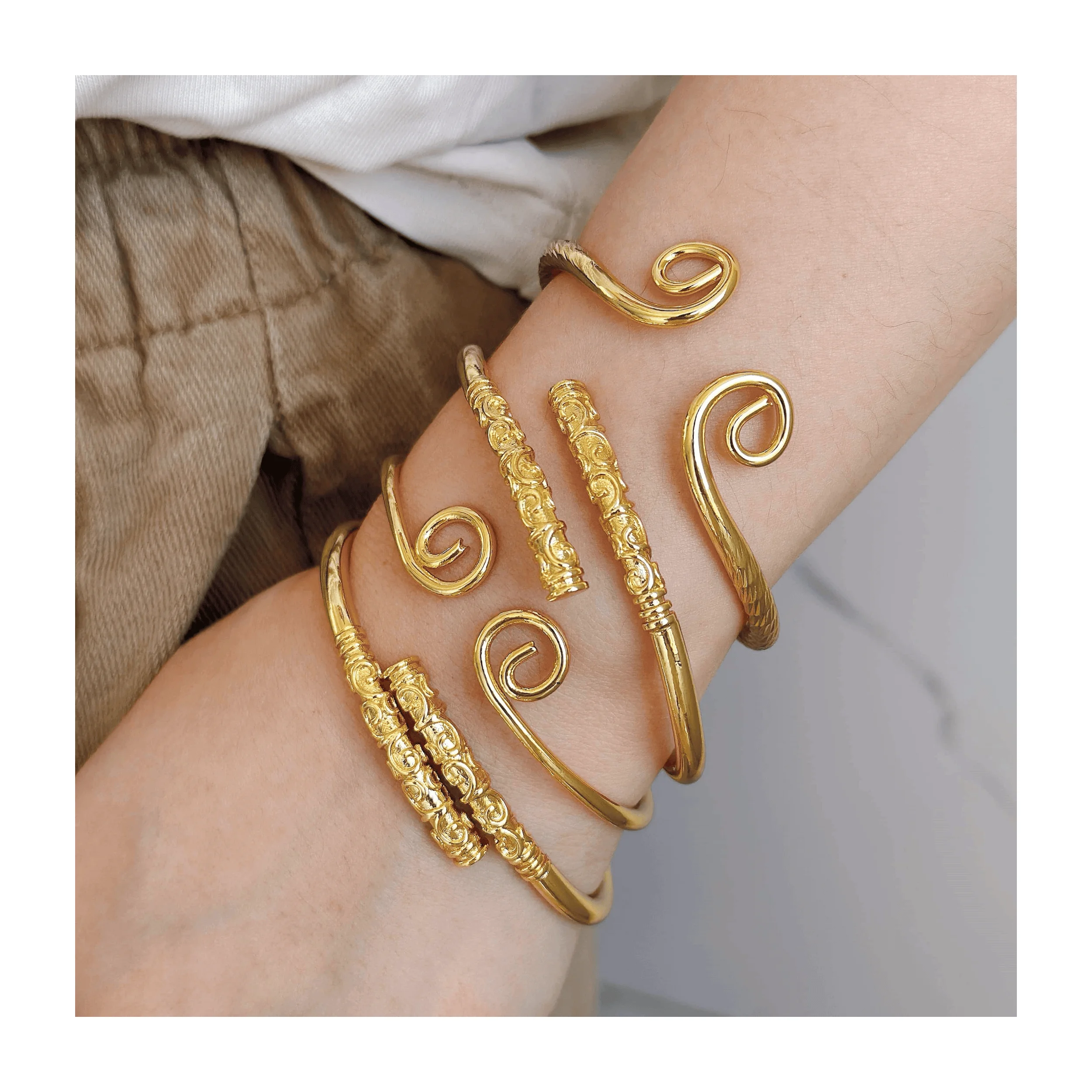 2024 Popular Monkey King Style Smooth Fashion Bangle Bracelets 18k Gold Plated No Tarnish Copper Jewelry Bracelets Set Men Gifts