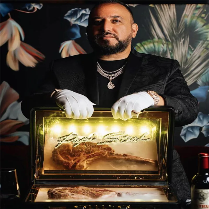 Бутылки бутылки шампанского деньги говядина чемодан Dom P шампанское чемодан