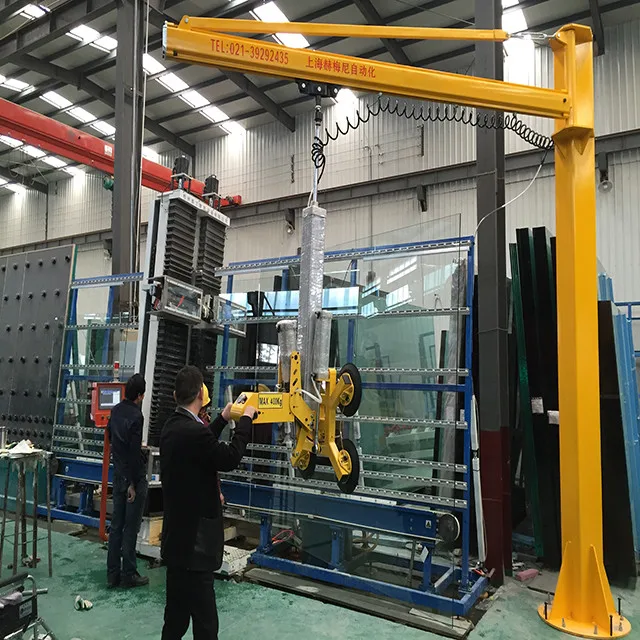 Free CIF@ air powered vacuum lifter with purchase of equipment this month