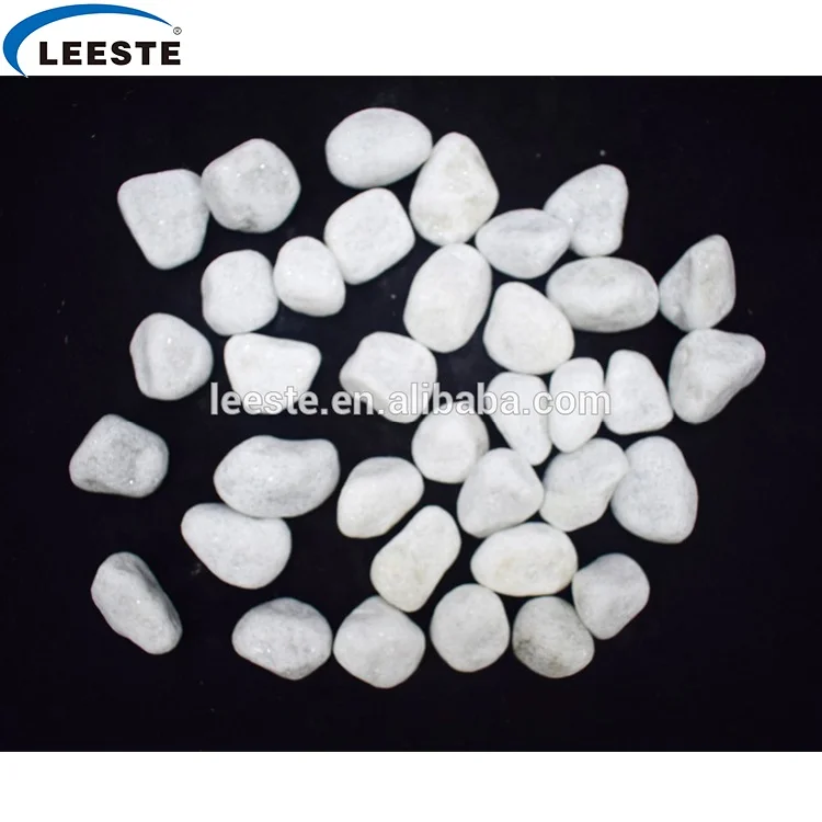 Factory Sale Natural White Round Stone Quartz Pebbles