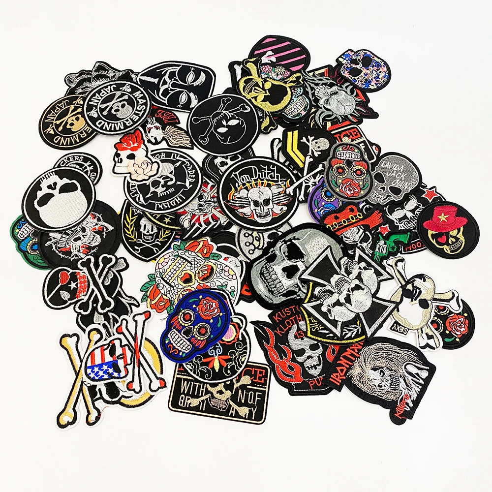 24 pcs/Set  Random Mixed   Embroidery  Patches  Skull  Badge Iron On Patch For Handmade Sewing Clothes/Jeans/Jackets