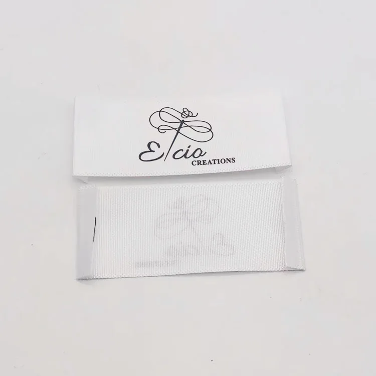 Custom Machine Woven Damask Brand Name Neck Tags Labels for T Shirts