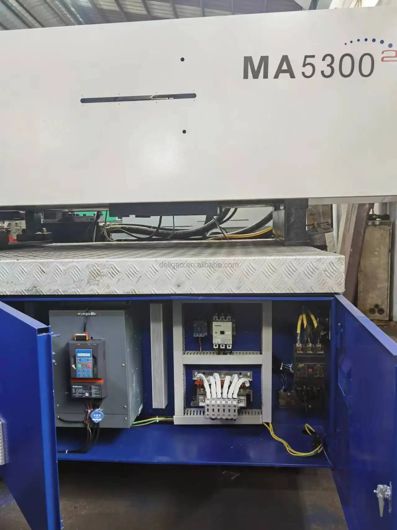 sell 530 ton used injection molding machine second-h haitian injection molding machine   plastic crate injection molding machine