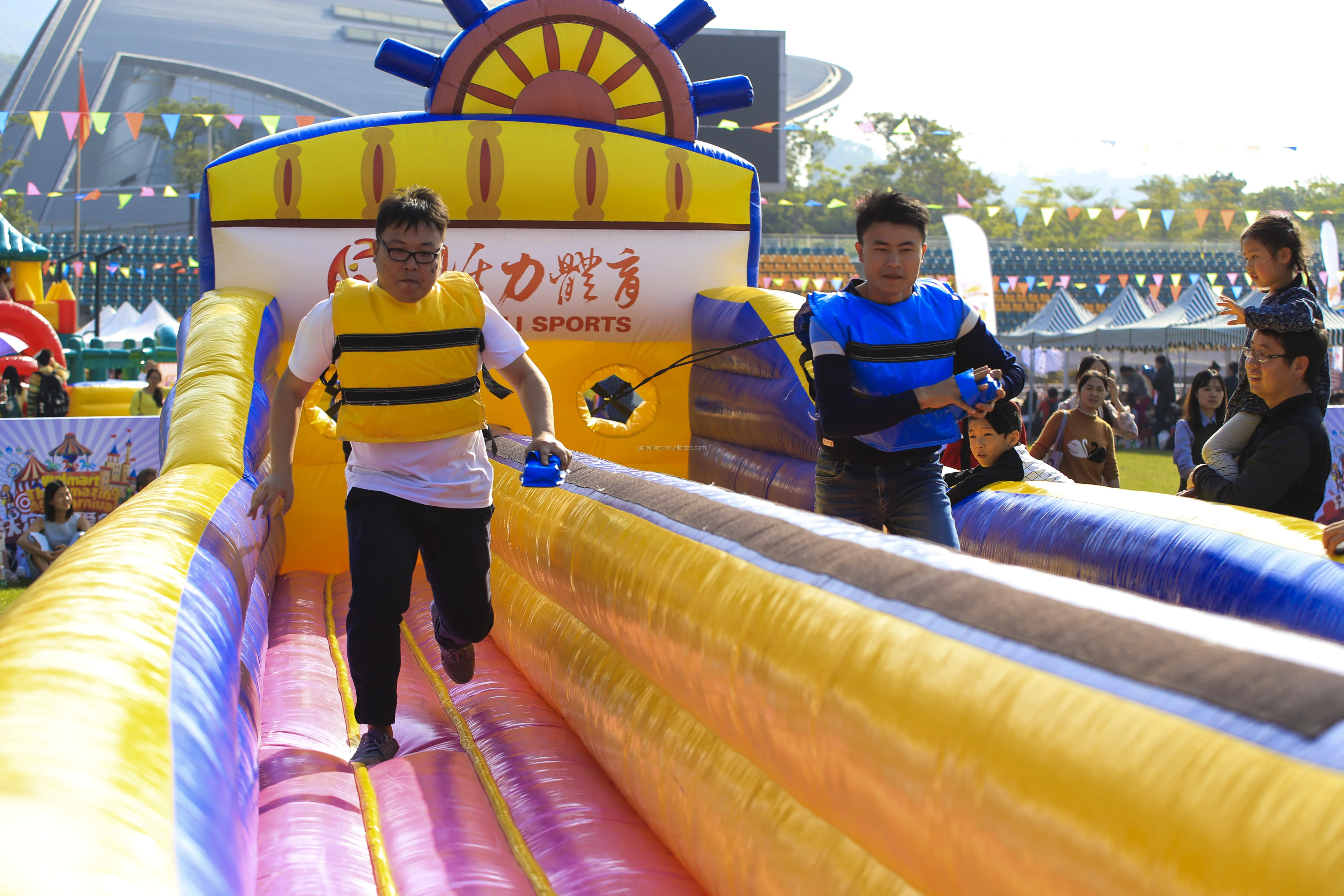 high quality inflatable bungee run runway bounce race challenge game for sale
