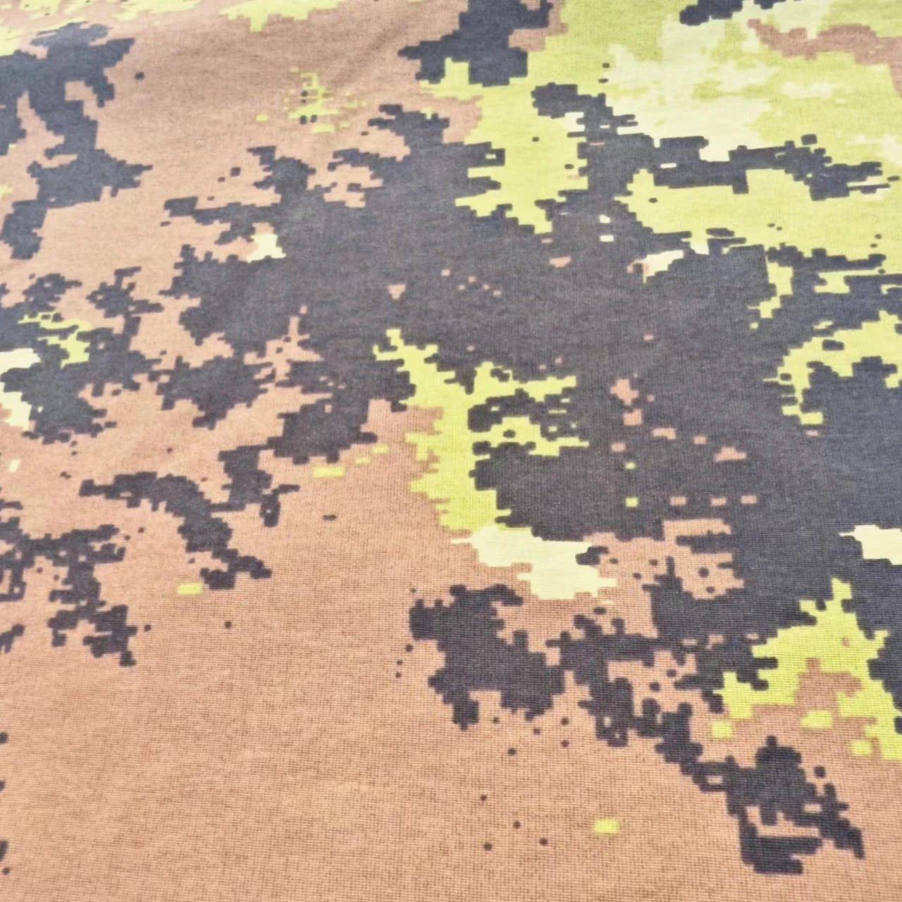 100% polyamide taslan fabric digital screen printed fabric 70D*160D 230T  plain twill ottman camouflage print clothing fabric