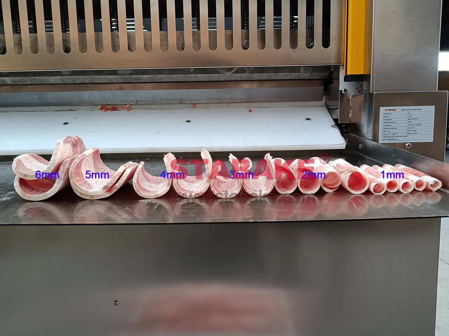 Коммерческая автоматическая машина для резки мяса из нержавеющей стали SUS304/машина для резки замороженного мяса из говядины