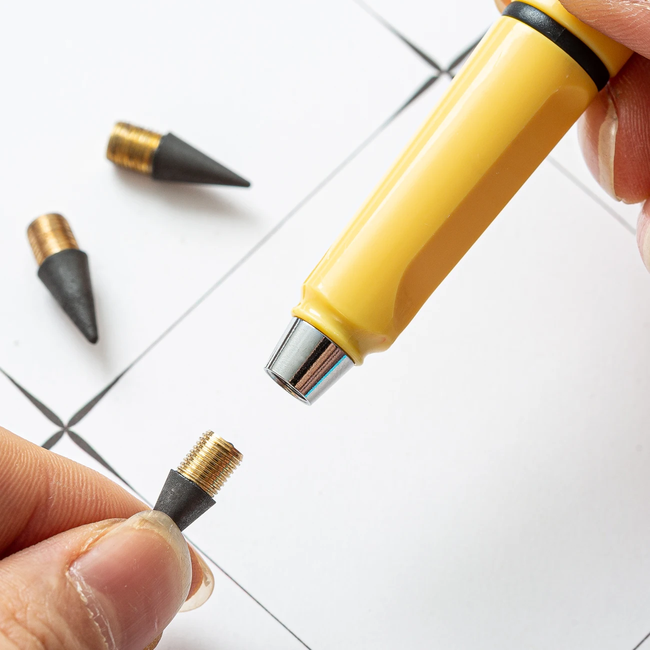 Новый неограниченный технологии многоразовые пластиковые шариковые ручки вечная записи бескраскового карандаш с двойной ластика бесконечные ручка