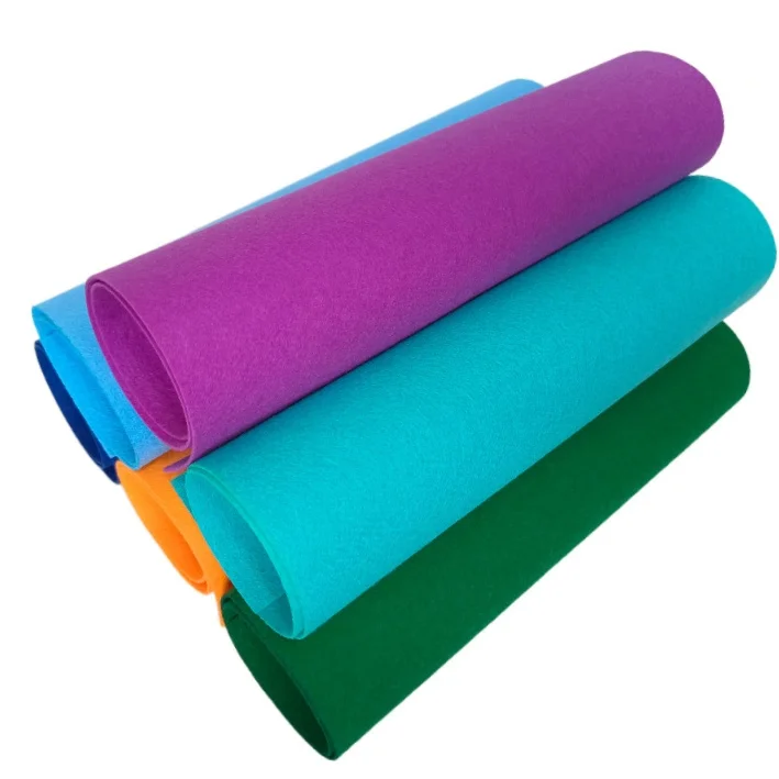 Nonwoven Fabric Roll 100% Polyester Craft Felt Colorful 1mm 2mm 3mm Polyester Felt Needle Punched For Sale