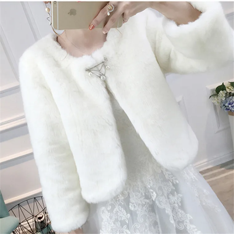 Bride wedding dress long sleeve Korean shawl large size white thick warm autumn and winter dress fur jacket