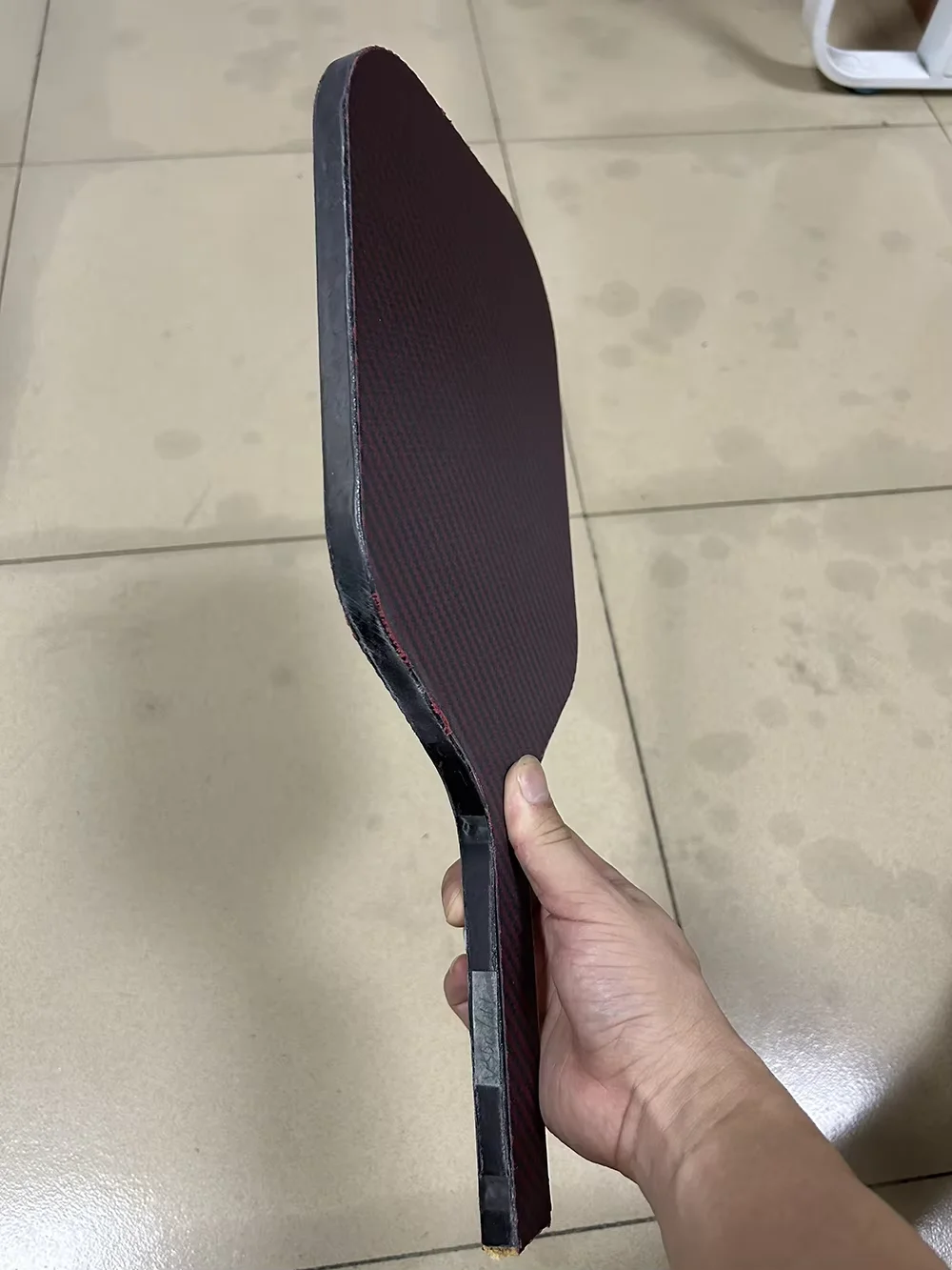 Rough surface 16.3in red Kevler thermoformed Pickleball paddle 16mmPP honeycomb core carbon fiber Pickleball paddle