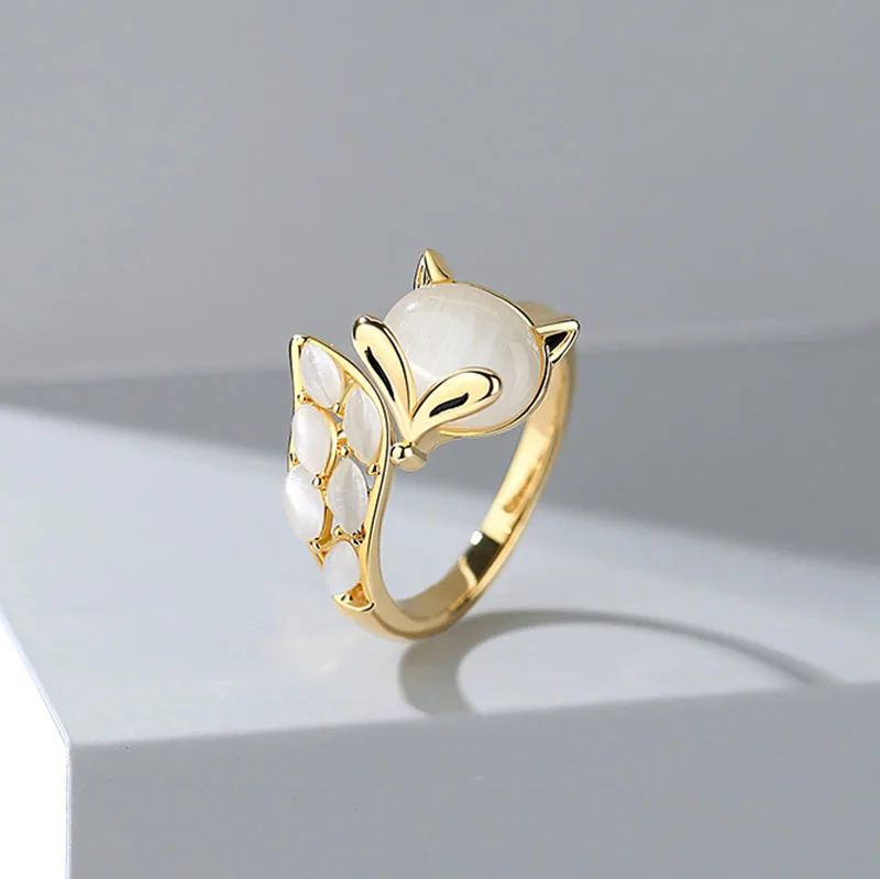 Drop Shipping Light Luxury Open Ring Female Design Fashion Index Finger Ring Adjustable Cute Little Fox Ring