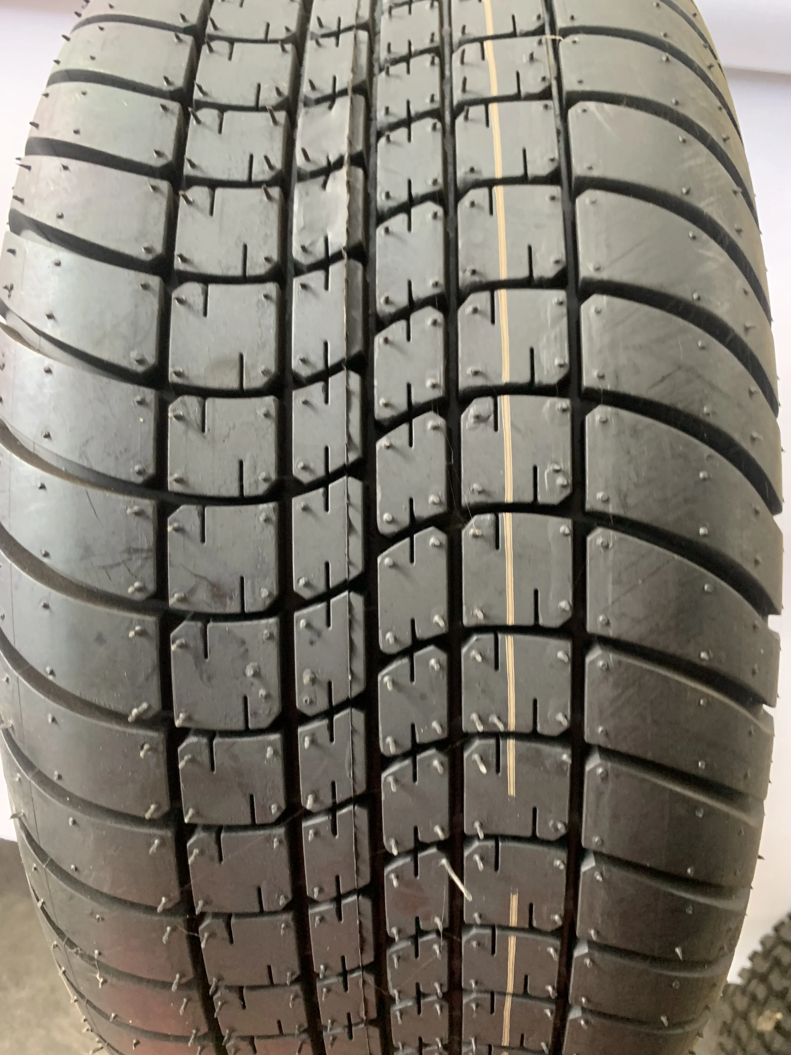 205/65-10 20.5X8.0-10 P825 6PLY 10 inch tubeless china hot seller manufacturer wholesale golf cart tire tyre or rim wheel