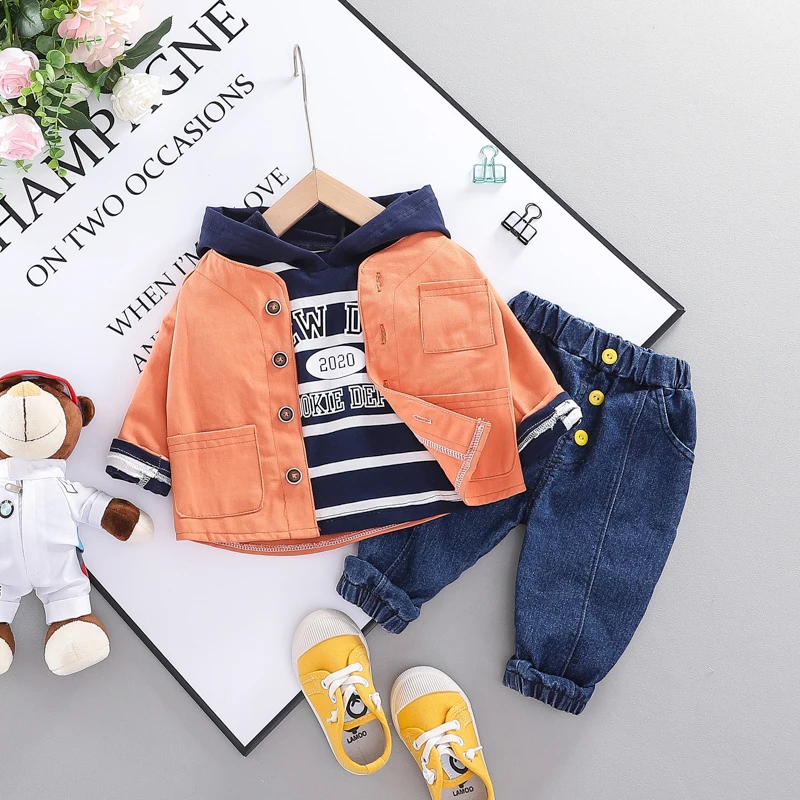 
New Design 2020 Spring Baby Boy Letter Stripe Hat Casual Three Pieces Set Baby Girl Coat 