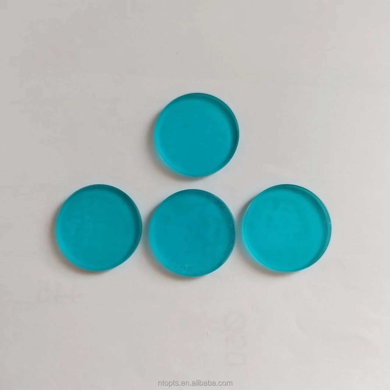 China Factory Oem Optical Blue Colored Glass Filters QB21 Discs BG38