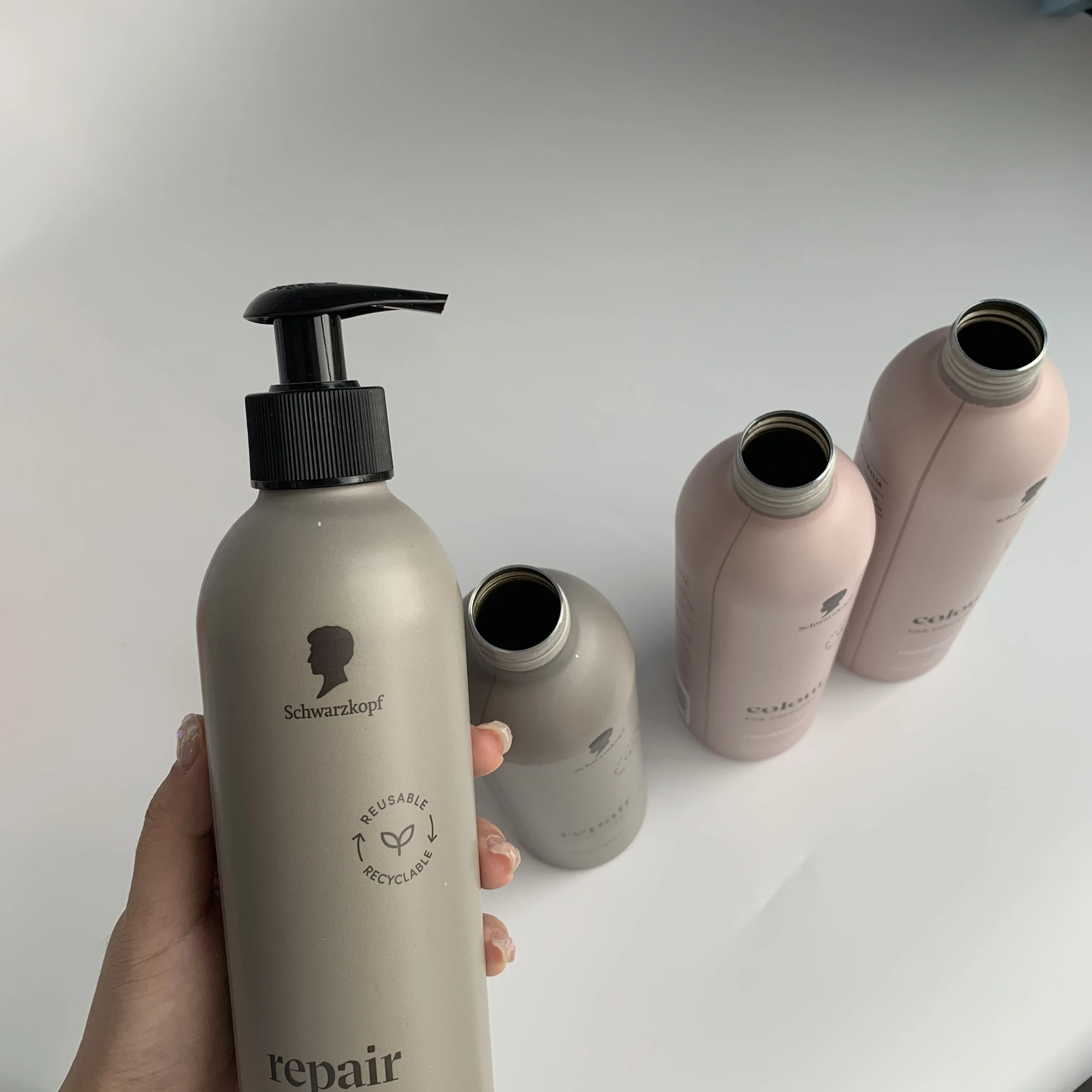 Customized Metal Cosmetic Packaging Shampoo Aluminum Bottle with Pump Screen Printing PUMP Sprayer Custom Color Aluminum Bottle