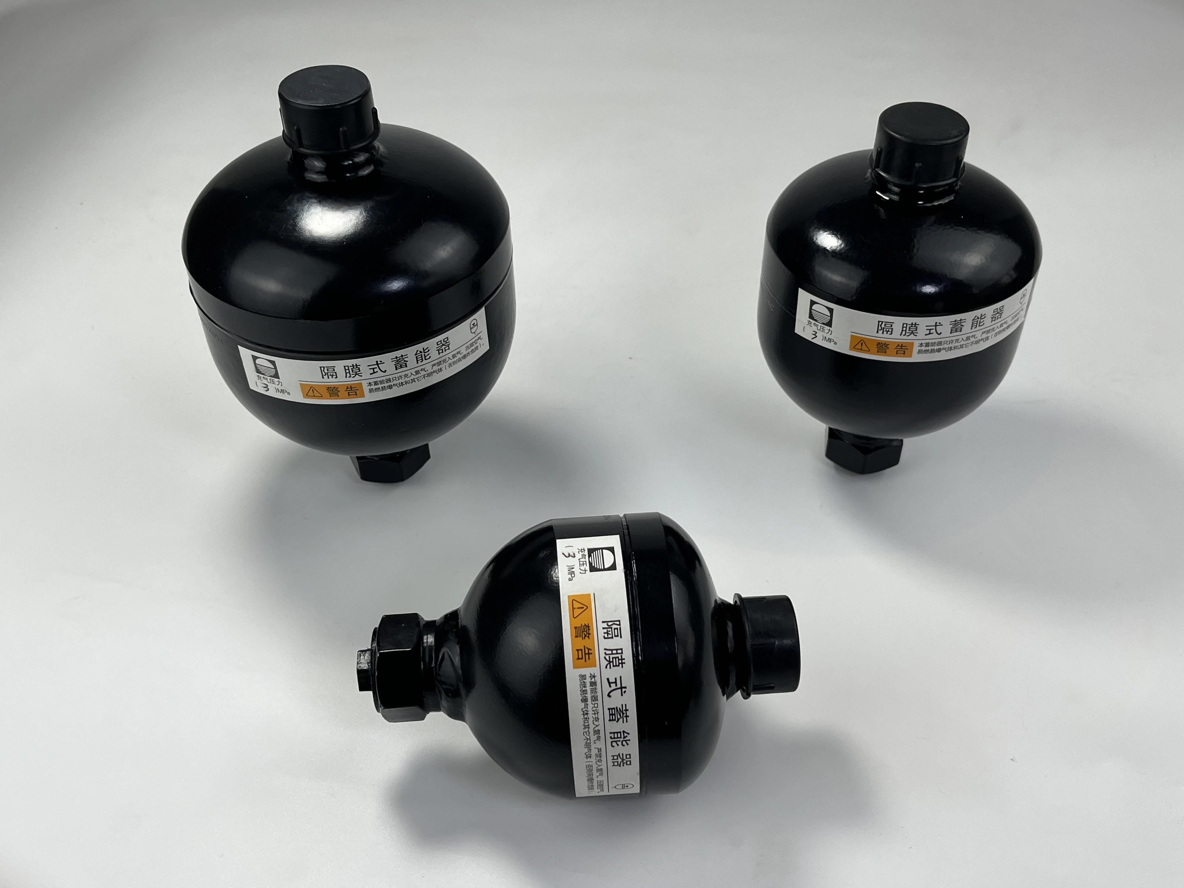 Hot selling Diaphragm accumulator GXQ-0.75L 21Mpa 25Mpa 33Mpa carbon steel/stainless steel