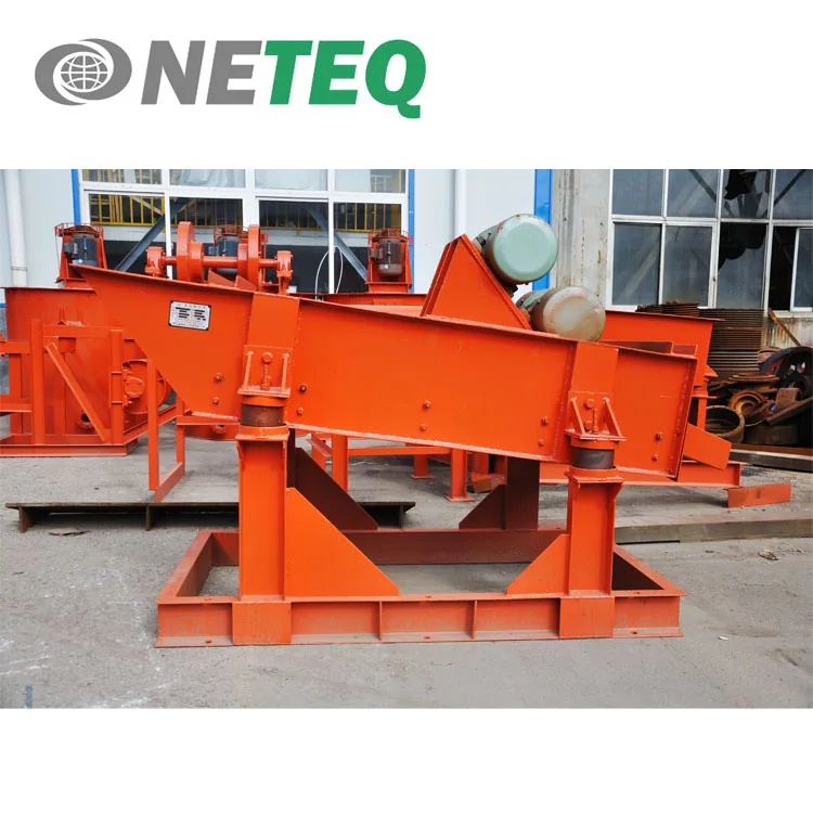 Over 6mm Feeding Size Mining Double Deck Vibrating Screen , Double Deck Vibrating Screen For Sale