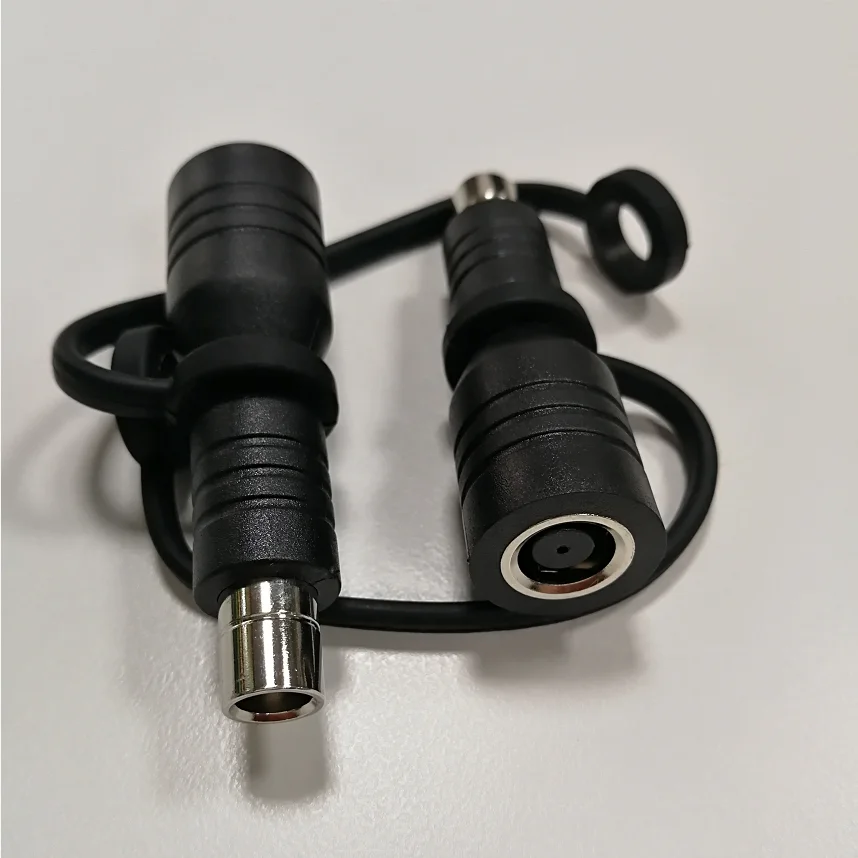 Соединитель зарядного устройства постоянного тока DC7909 переходник мама-DC8020 папа для солнечных панелей