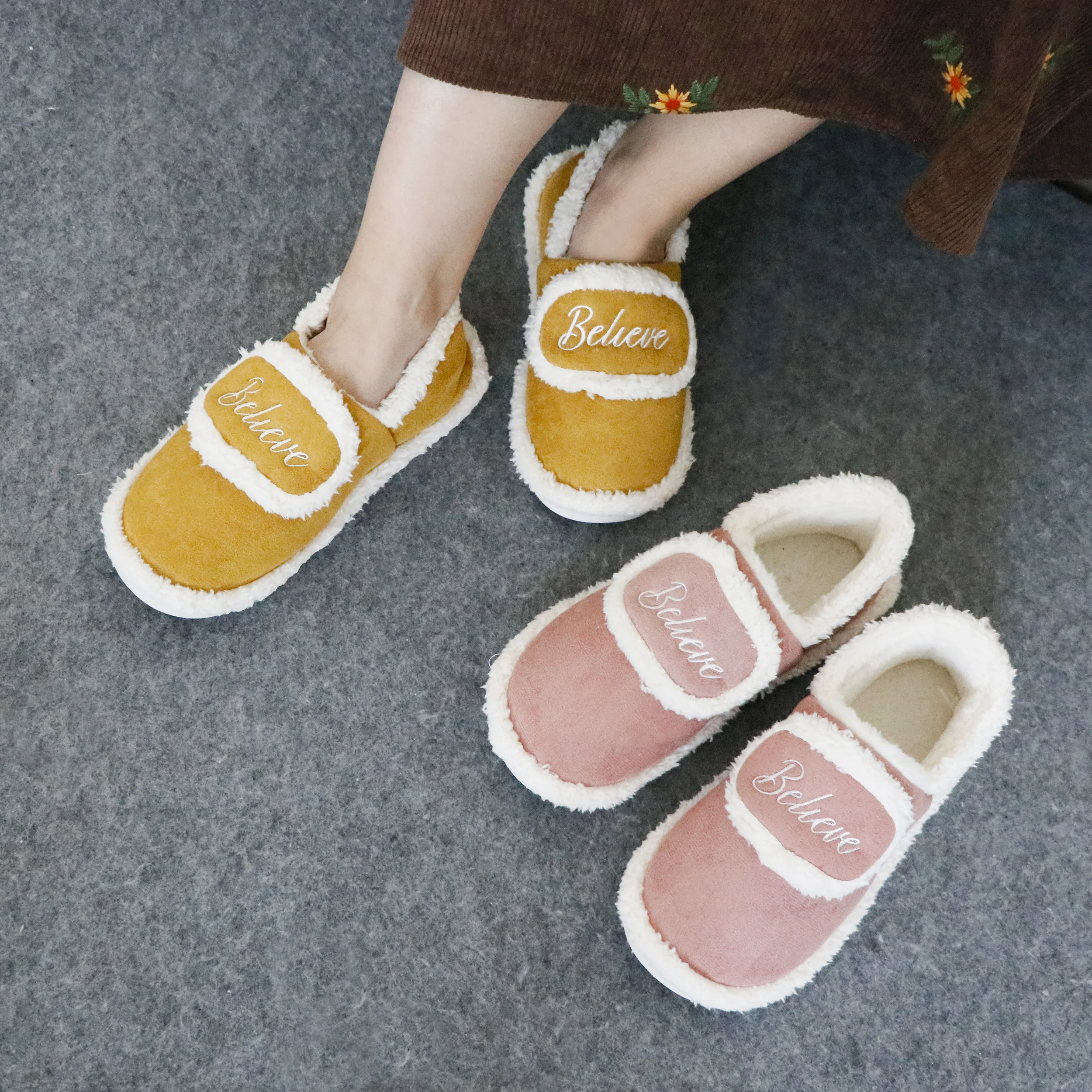 2021 Autumn Winter Latest Ladies Designer Bedroom Sneaker Slippers for Home
