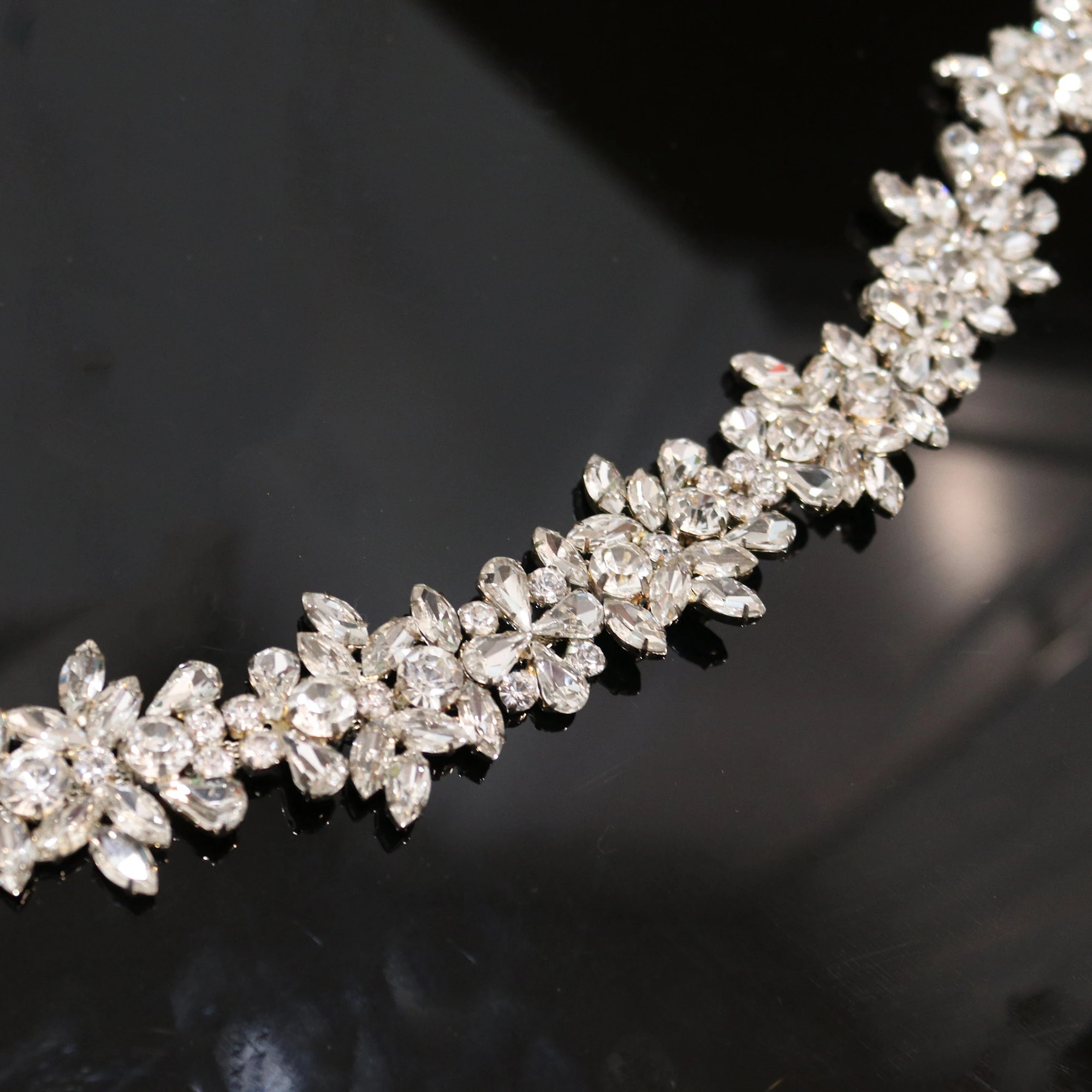 Cadenas De Diamante Shiny Copper Based Crystal Rhinestone Chain Trim for Dress Decoration