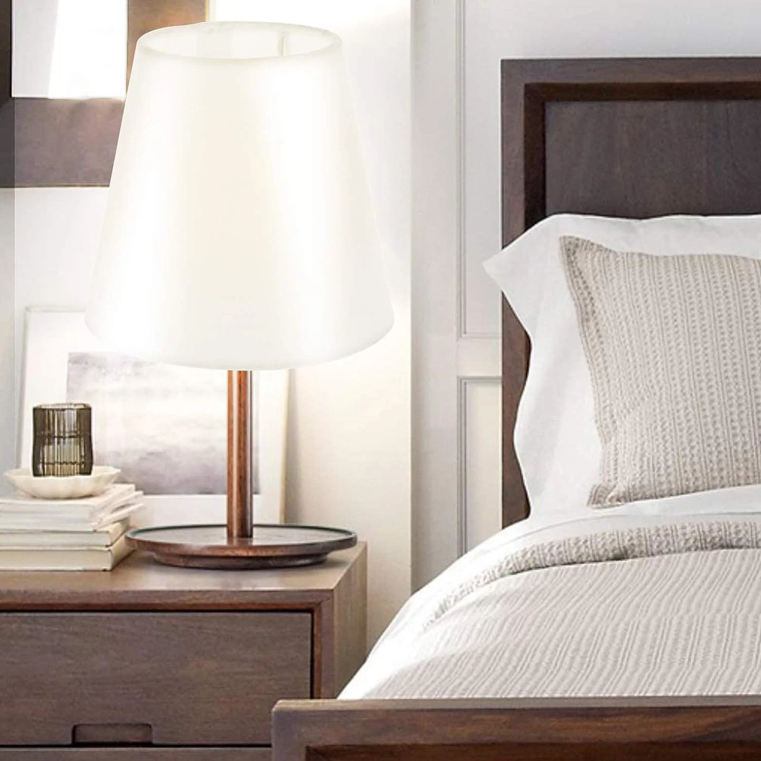 Hot Trend White Frame Wholesale Creative Modern Lighting Style Tc Lampshade