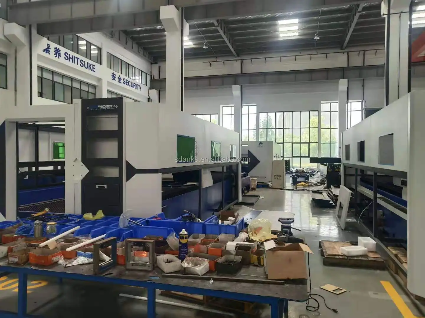 China Ruida system laser 6090 cutting engraving machine/laser co2 6090 machine for crystal 60/80/90/100W