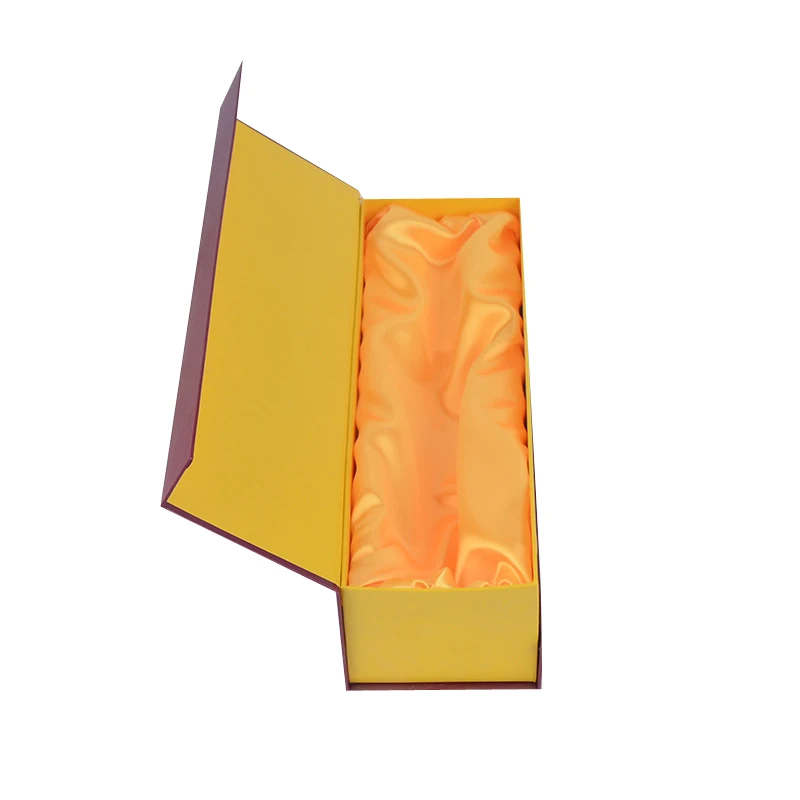 Pretty magnetic flap lid satin lined gift box wig box packaging custom logo hair box packaging with satin