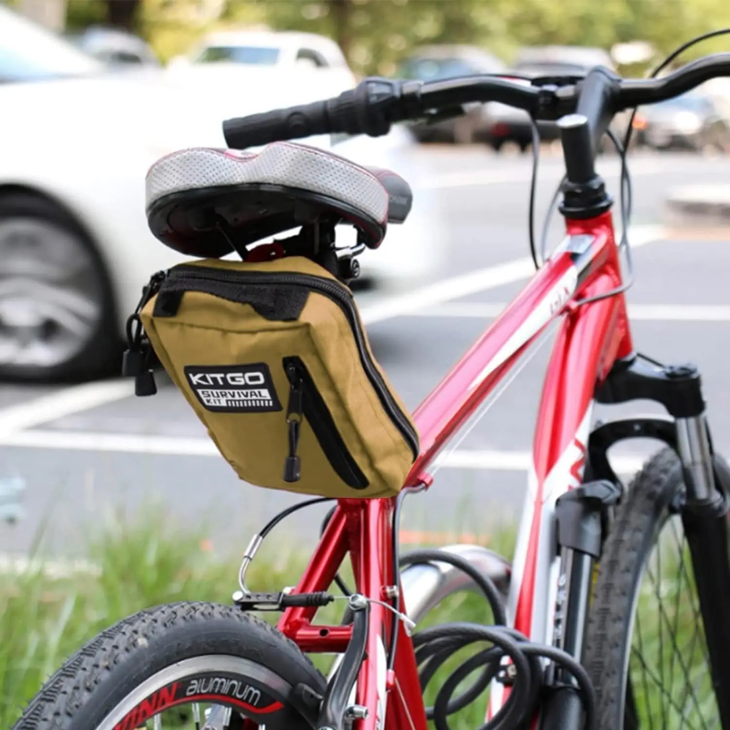 Outdoor Survival Professional Emergency Survival Gear Tool  First Aid Kit bag