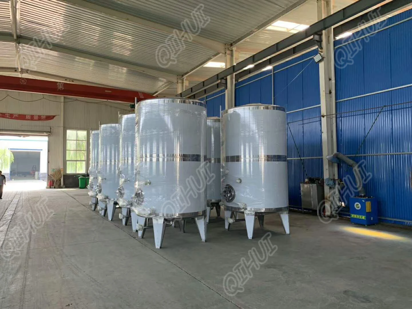 5HL 10HL 20HL 30HL 50HL 100HL red fruit cider Winery tank