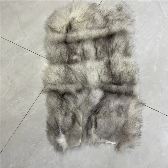 Шкуры из лисьего меха